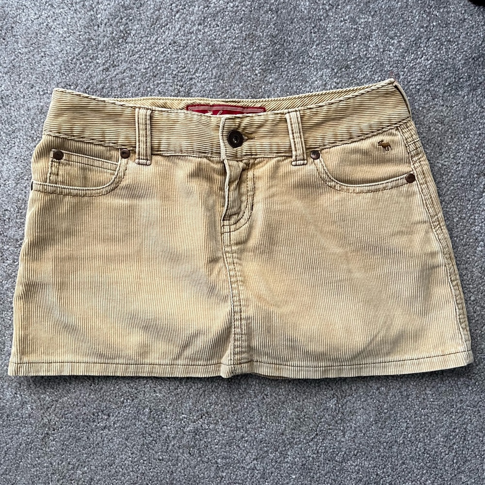 Vintage Abercrombie & Fitch Tan Cargo Mini Skirt